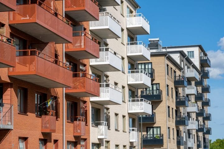 Does the ‘right-to-buy’ defy death?